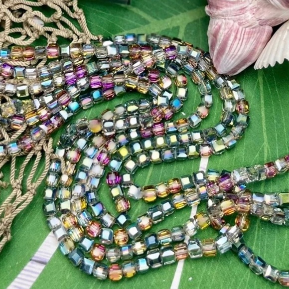 50 Austrian Crystals Cube Beads AB Clear & Purple Green Colored DIY Mixed Lot - Picture 7 of 17